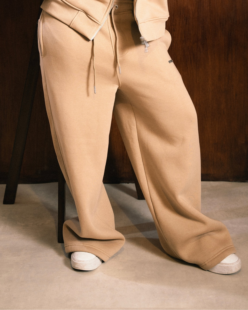 Wide-leg Fleece Sweatpants