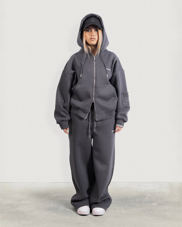 WIDE-LEG FLEECE SWEATPANTS
