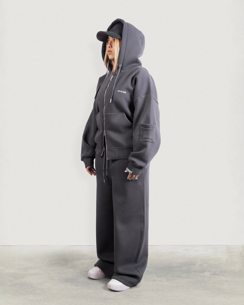 Wide-leg Fleece Sweatpants