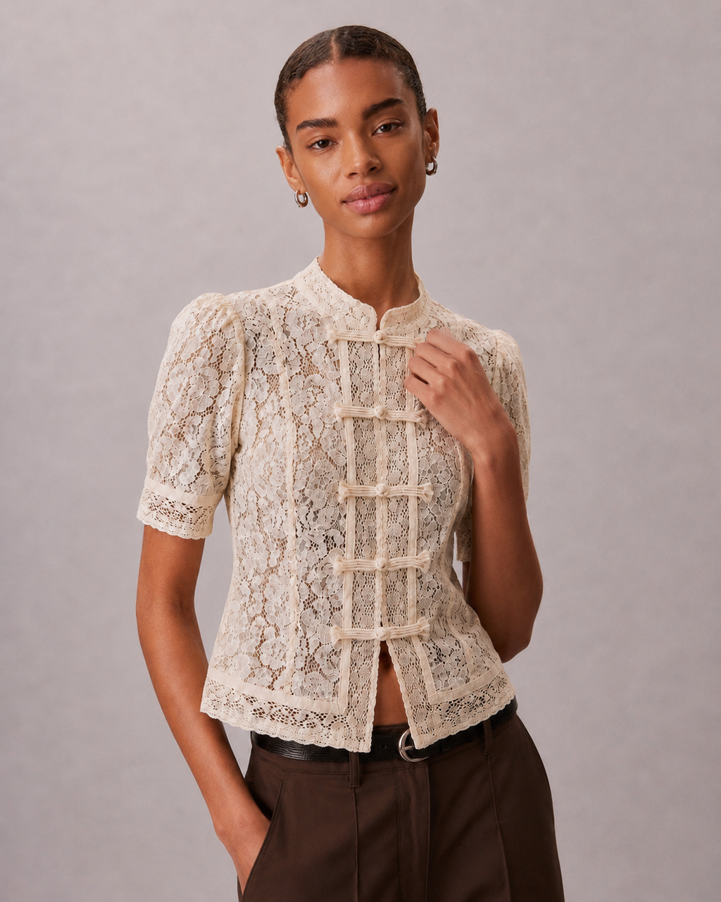 SHORT SLEEVE LACE MANDARIN TOP
