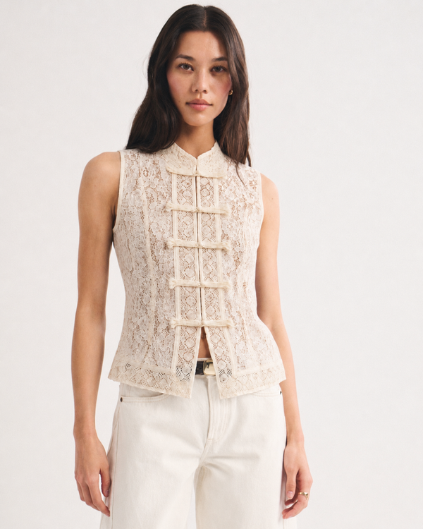 SLEEVELESS LACE MANDARIN TOP