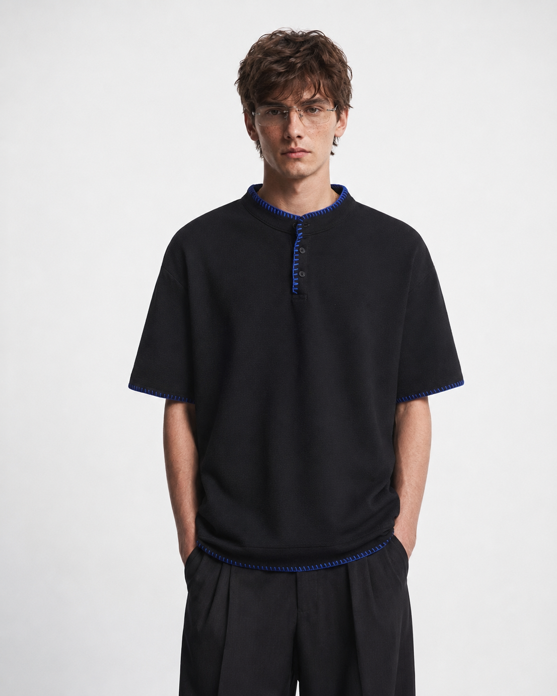 BLANKET STITCH HENLEY T-SHIRT