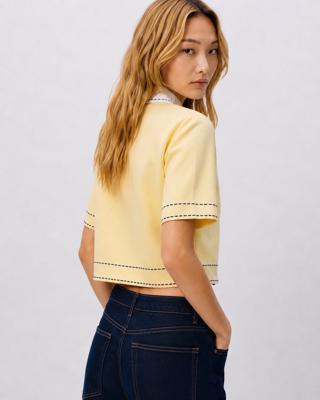 OFFSURGE Contrast Collar Knit Top in Butter Yellow
